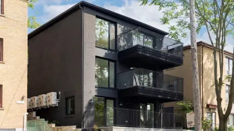 Tom Knezic A new-build fourplex in Toronto