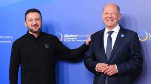 Olaf Scholz, Germany’s chancellor, right, and Volodymyr Zelenskiy, Ukraine’s president, at the Ukraine Recovery Conference in Berlin