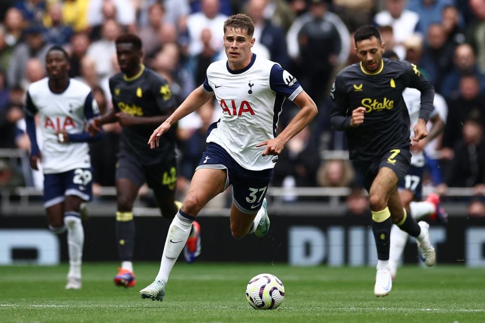 Ange Postecoglou wants players like Micky van de Ven to defend on the front foot (AFP via Getty Images)