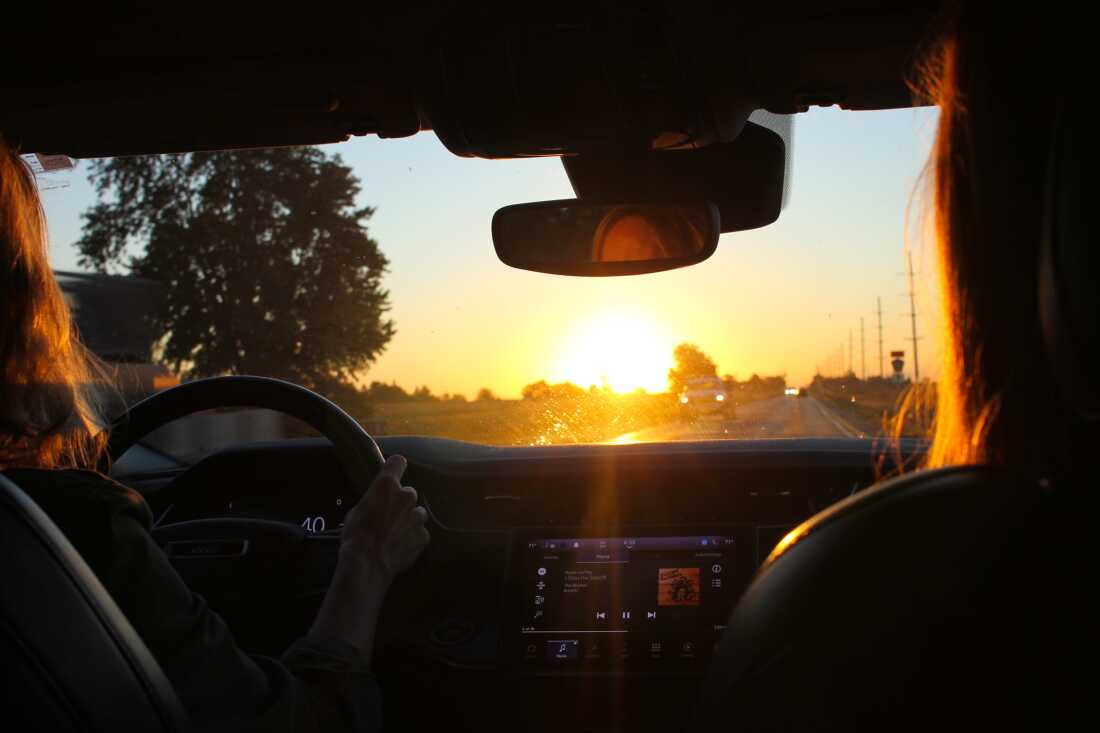 This photo shows Emily and Veronica's view of the sun rising near the beginning of their trip to Minneapolis.