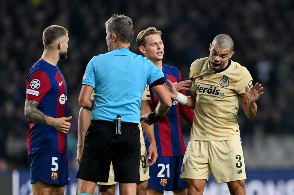 Frenkie de Jong also talked about his salary. (Photo by David Ramos/Getty Images)