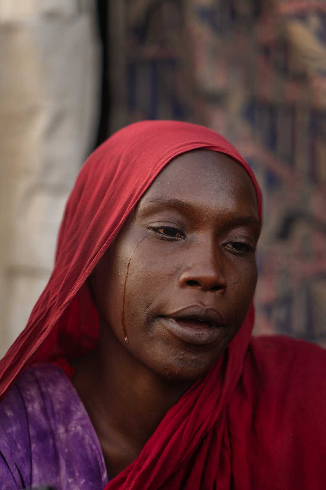 Khadijah Muhammad Abdul Mahmoud Omar, 22, arrived with her 4 children and her sister.